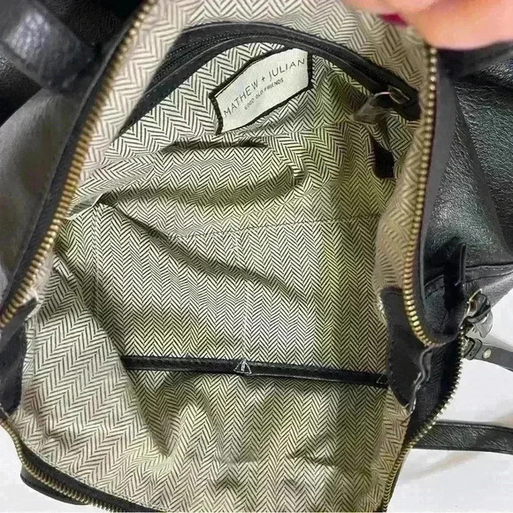 Matthew And Julian Purse Hand Bag Black Outdoor Travel Vacation Resort Pockets - Picture 10 of 10